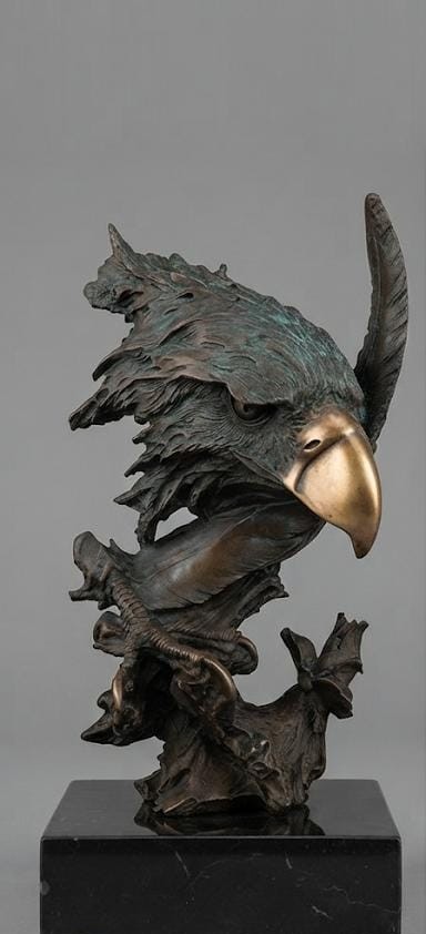 Bronze Sculpture of "Eagle's head"